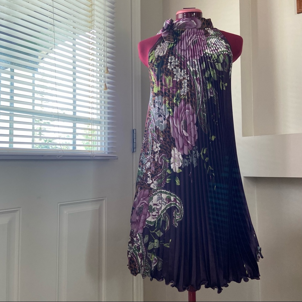 Floral women eggplant pleated midi dress with right side neck tie. Size S. Used